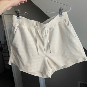 OLD NAVY ACTIVE POWERSOFT 3” SHORTS